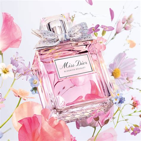 miss dior blooming bouquet cofanetto|dior flowers for women.